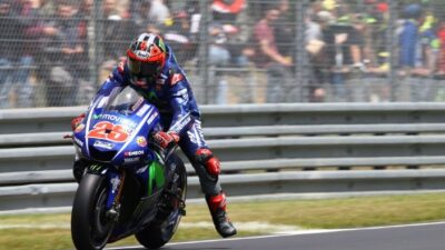 Vinales Juara, Rossi dan Marquez Crash di MotoGP Le Mans, Prancis