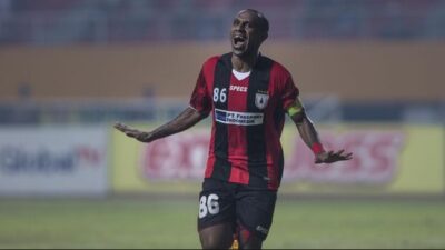hasil persipura vs Bhayangkara FC skor akhir 3-2
