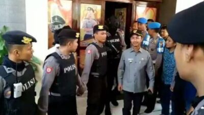 KPK Tangkap Bupati Pamekasan dalam Operasi Tangkap Tangan