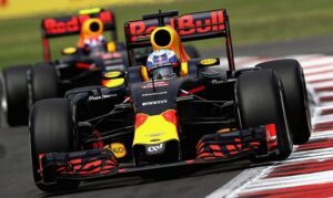 Hasil FP2 F1 Singapura : Ricciardo Tercepat, Duo Red Bull Asapi Mercedes