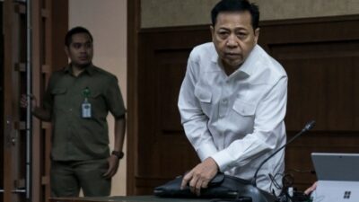 Setnov Yakin 1000 Persen Fahri Hamzah Tak Korupsi