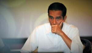 Terus Anjlok, Elektabilitas Jokowi Tinggal 35 Persen