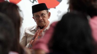 Gangguan Jantung, BJ Habibie Dirawat di Jerman