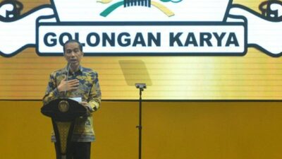 Golkar Daerah Wajib Pasang Foto Jokowi