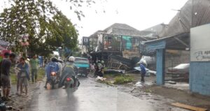 Puting Beliung Landa Yogyakarta, Puluhan Rumah Rusak