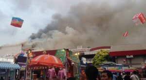 Asap Mengepul Tebal, PRJ Kebakaran?