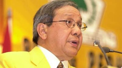 Suara Golkar Terus Jeblok, Akbar Tandjung Sedih