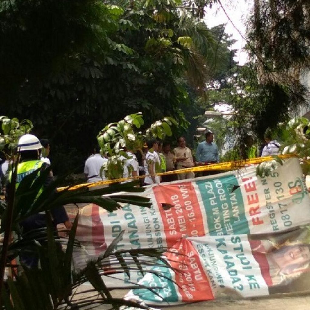 Bunuh Diri, Seorang Pria Loncat dari Lantai 5 Blok M Plaza Radar Aktual