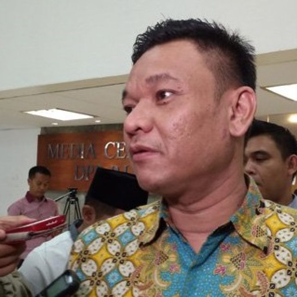 Ace, AGK dan Ibnu Munzir Bantah Aliran Suap PLTU Riau-1 Ke Munaslub