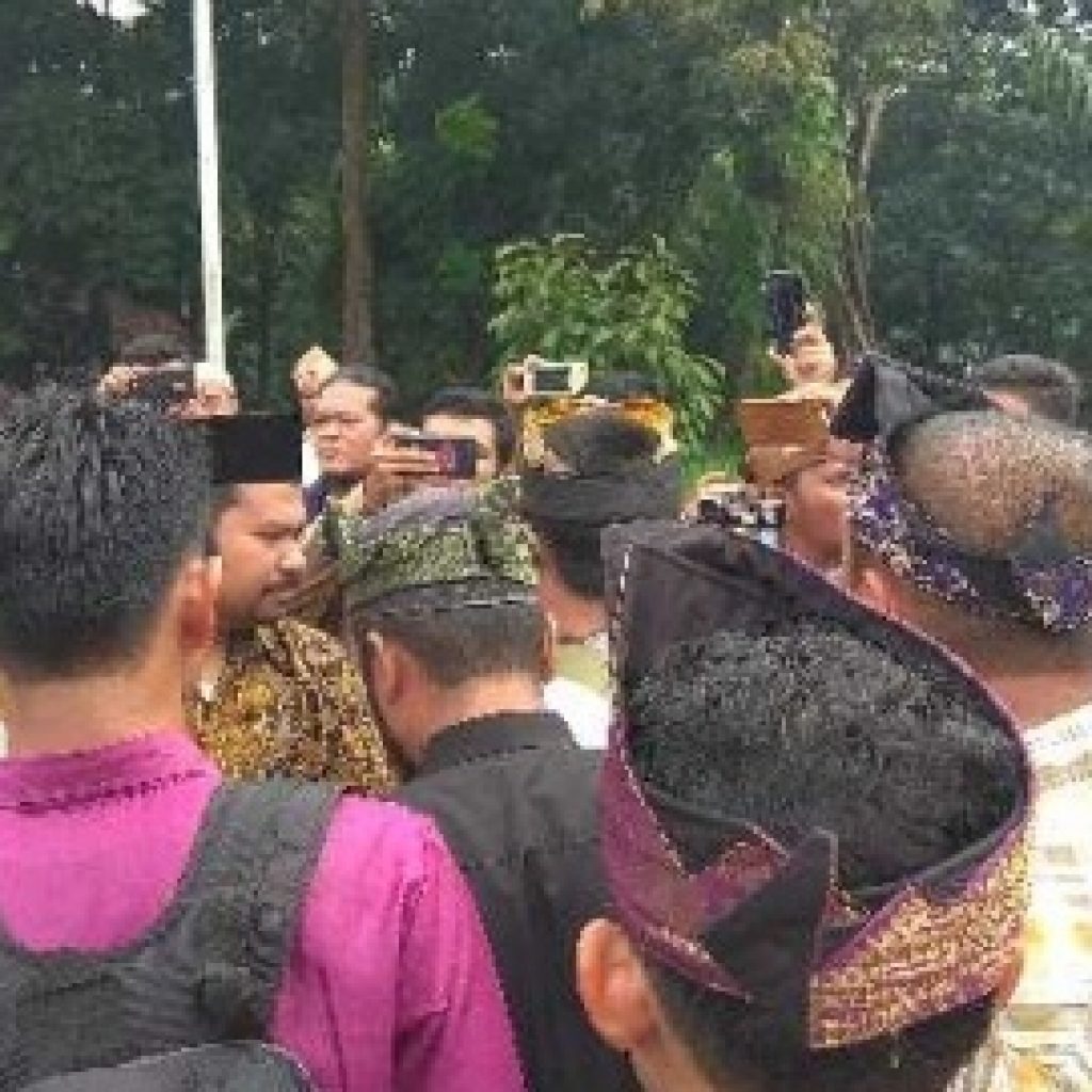 Masyarakat Riau Usir Ketua GP Ansor Dari Balai Adat LAMR Radar Aktual