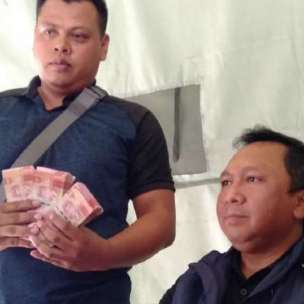 Minta Jatah Uang Rehab Gempa Lombok, Politisi Golkar Ditangkap