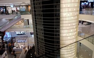 Lift Di Senayan City Mati, Pengunjung Terjebak Hampir Sejam