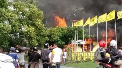 Kantor Golkar Palangkaraya Terbakar, Motif Politik?