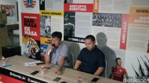 Gede Widiade Mundur Dari Persija, Kenapa?