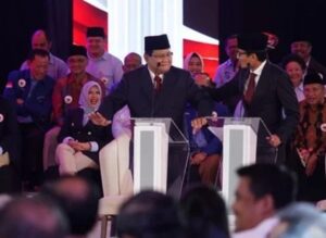 Prabowo Ogah Layani Tantangan Sumpah Pocong Wiranto