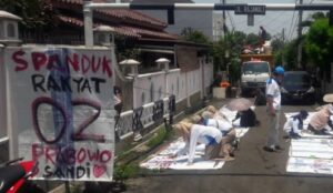 Bikin Spanduk Prabowo Mandiri, Tanda Rakyat Ingin Perubahan