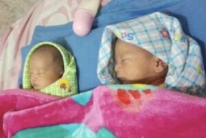 Bayi Kembar Di Bandung Barat Diberi Nama Prabowo dan Sandiaga
