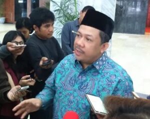 Dituding Mecat-Mecatin Orang, Fahri Hamzah Tak Yakin PKS Lolos Ke DPR