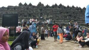 Kemeriahan Super Junior Kala Syuting di Candi Borobudur