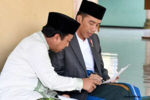 Nasdem: Copot Semua Gambar Romi Dengan Jokowi!