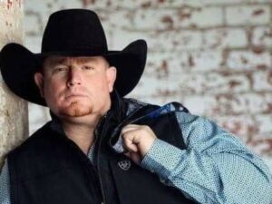 Tertembak Pistol Sendiri, Penyanyi Country Justin Carter Tewas