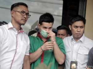 Selundupkan Kokain, Steve Emmanuel Didakwa Edarkan Narkoba