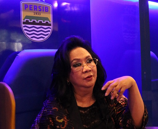 Lagunya Jadi Chants Bobotoh Persib, Tetty Kadi Bangga Radar Aktual