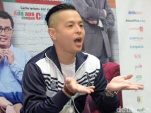 Ernest Prakasa Prediksi Jokowi Bisa Kalah