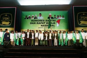 Ini Cara Forum Santri Nasional Bikin Kopiah dan Sarung Mendunia