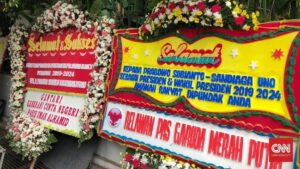 Rumah Prabowo Dibanjiri Karangan Bunga Ucapan Selamat Menang Pilpres