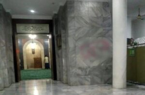 Masjid Di Cilandak Jadi Korban Vandalisme Gambar Kelamin Pria