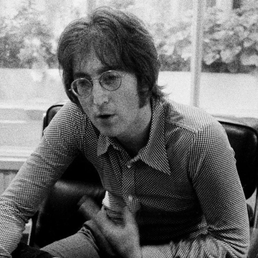 Album The Beatles Koleksi John Lennon Terjual Rp.33 Miliar