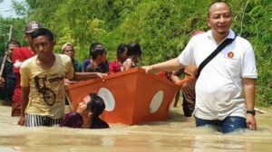 Banjir Rendam Ribuan Rumah di 16 Desa di Gresik