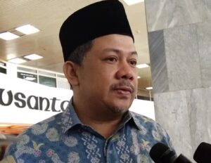 Fahri Hamzah: Tuntaskan Defisit BPJS, Baru Pindahkan Ibukota