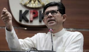 Bupati Bengkalis Jadi Tersangka Kasus Suap Rp.5,6 Miliar