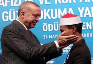 Qori Asal Bima Berhasil Juara 1 MTQ Internasional di Turki