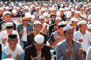 China Hancurkan Puluhan Masjid di Xinjiang Sejak 2016