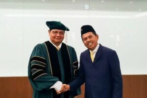 Di Korsel, Ketum Golkar Sebut Jokowi Great Leader