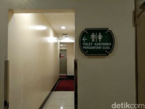 Mal Ini Pisahkan Toilet Untuk Pengunjung dan Ojek Online