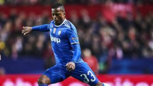 Gantung Sepatu, Patrice Evra Ingin Jadi Pelatih