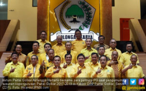 Demokrat Masuk Kabinet Jokowi, Golkar Kurang Senang?