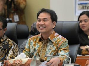 Aziz Syamsuddin Bakal Duduki Kursi Bekas Fadli Zon di Pimpinan DPR