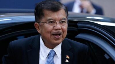 Golkar Anugerahi Award of The Highest Distinction Untuk Jusuf Kalla