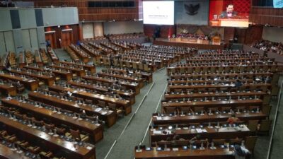 Ini Para Politisi Populer Yang Tak Lagi Jadi Anggota DPR