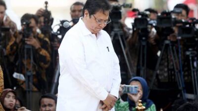 Ditanya Rangkap Jabatan Ketum Golkar dan Menteri Jokowi, Ini Tanggapan Airlangga