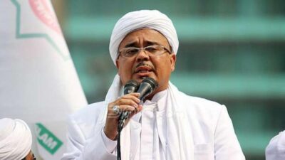 Prabowo dan Jokowi Romantis, Ini Sikap Habib Rizieq Shihab