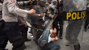 YLBHI: Polisi Sekarang Represif Seperti Zaman Orba