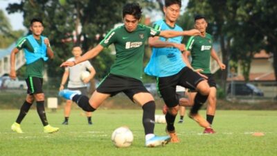 Didampingi McMenemy, Timnas Indonesia Menang 3-0 Atas PKNS