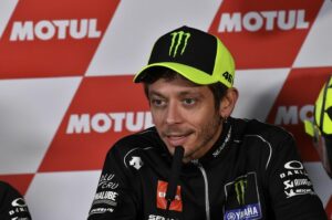 Lucchinelli Nilai Valentino Rossi Masih Bisa Berprestasi di Ajang MotoGP