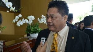Ridwan Hisjam: Klaim Dukungan Caketum Golkar Bamsoet dan Airlangga Palsu